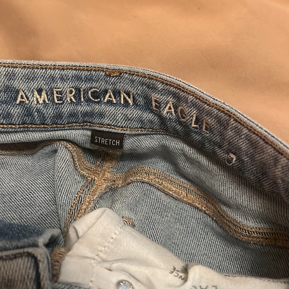 American eagle jeans cute very stretchy and comfy - Picture 4 of 4